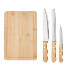 Juego de tabla de cortar de bambú con 3 cuchillos Sharp